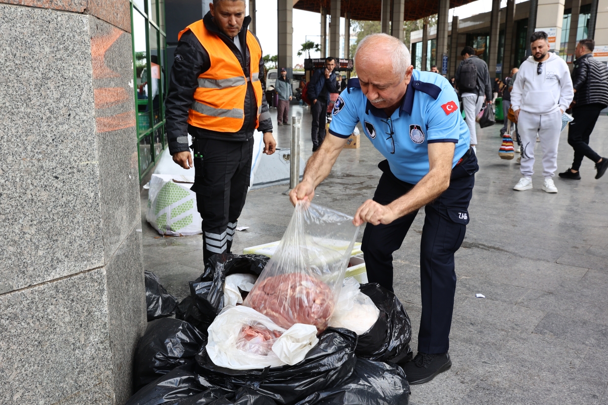 Usulsüz şekilde taşınan 300 kilogram ete el konuldu