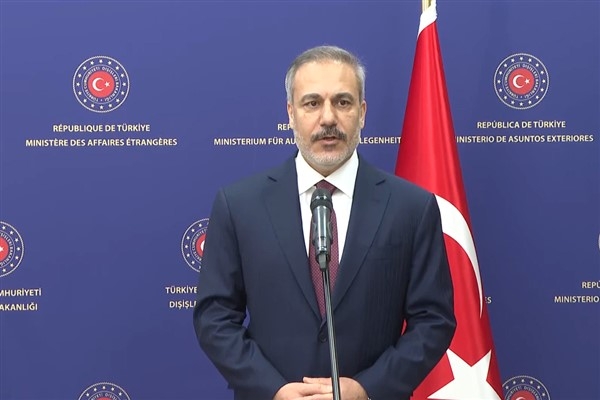 Bakan Fidan: Rusya ve Ukrayna görüşmelerinin İstanbul'da yapılması talebimizi ilettik