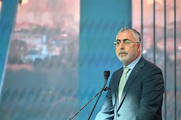 Bakan Işıkhan: Deprem bölgesinde mücbir sebep hali 30 Kasım 2025’e kadar uzatıldı