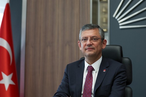 CHP Genel Başkanı Özel, Muharrem orucu lokmasına katıldı