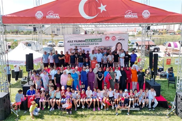 Afyonkarahisar'da Aile Yılı'na özel düzenlenen kamp, sona erdi