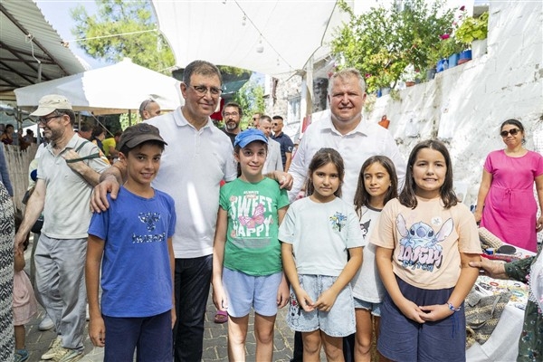 Başkan Tugay, Oyuk Festivali'nde yurttaşlarla buluştu