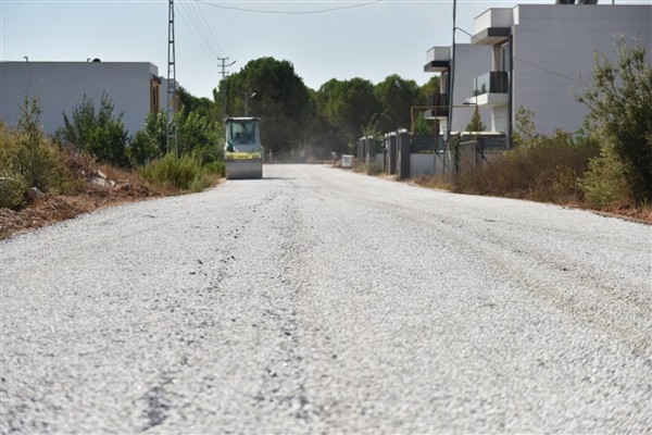 Kepez Belediyesi'nden Odabaşı Mahallesi’ne asfalt çalışması