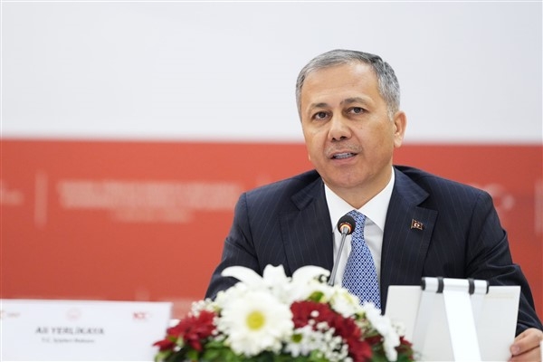 Bakan Yerlikaya: Tüm ekipler saha taramalarına derhal başlamıştır