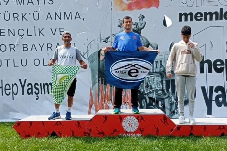 Samsun'da Manisalı atlet kürsü yaptı
