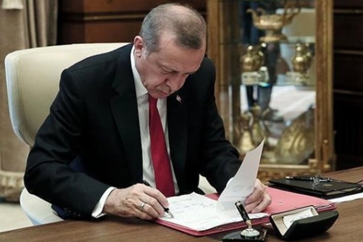 Cumhurbaşkanı Erdoğan, 13 üniversiteye rektör ataması gerçekleştirdi.