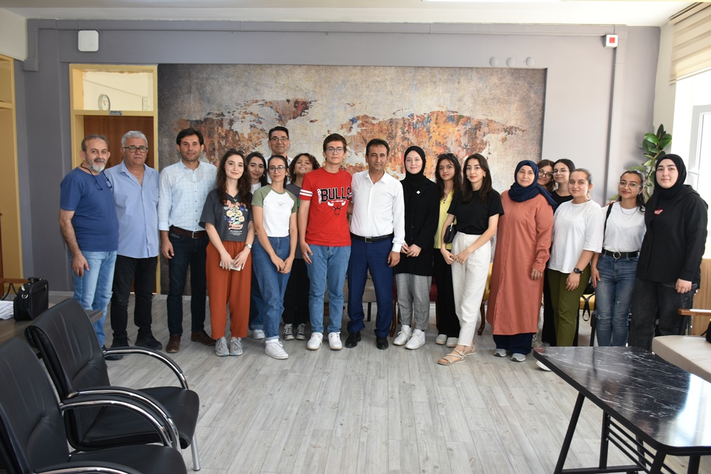 İl Müdürü Çalışkan'dan öğrencilere ziyaret