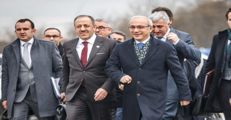 Siyasetten ticarete tepki çeken transfer! Lütfi Elvan Kalyon Holding'in başkan vekili oldu