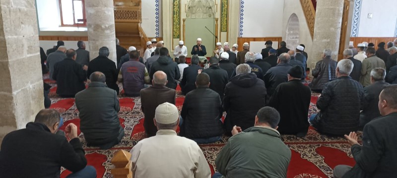 Özdağ Ailesi ve Şehitler İçin Saray Holding'den Anlamlı Mevlid Programı