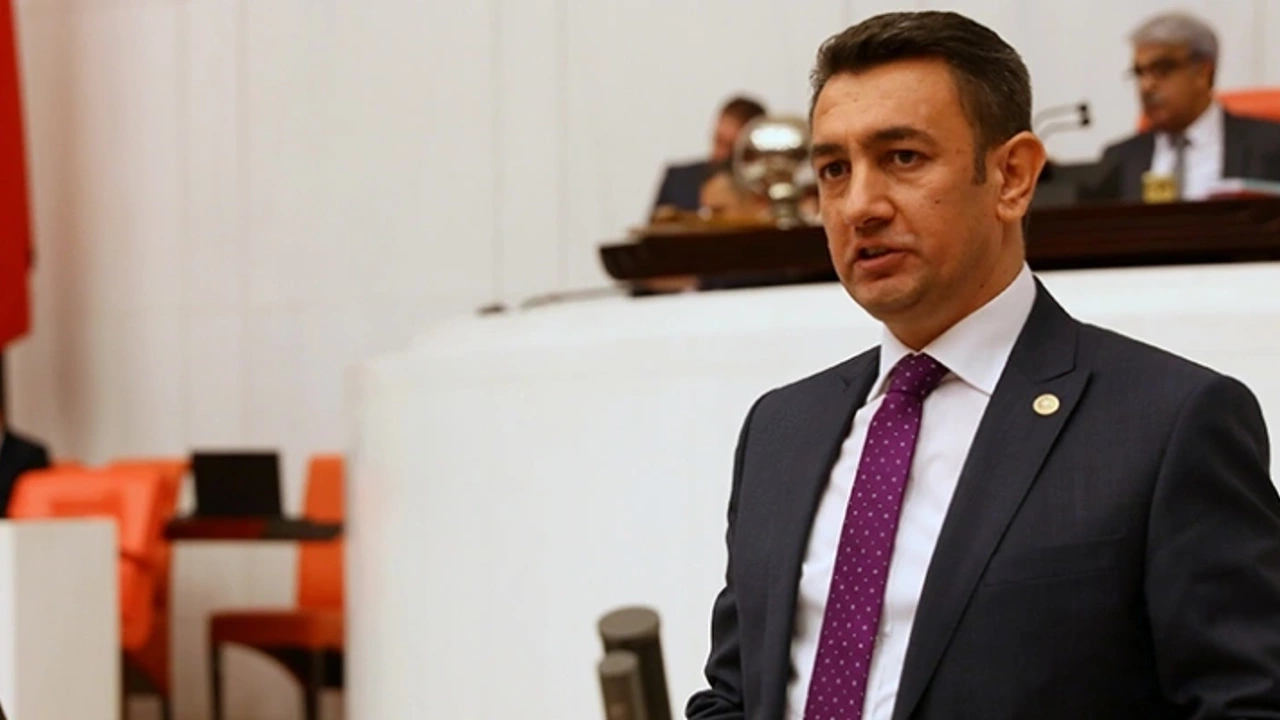 ÜNVER; 