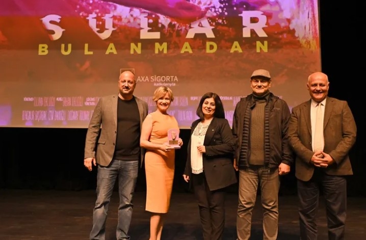 &Prime;Sular Bulanmadan&Prime; Belgeseli Antalya Seyircisiyle Buluştu