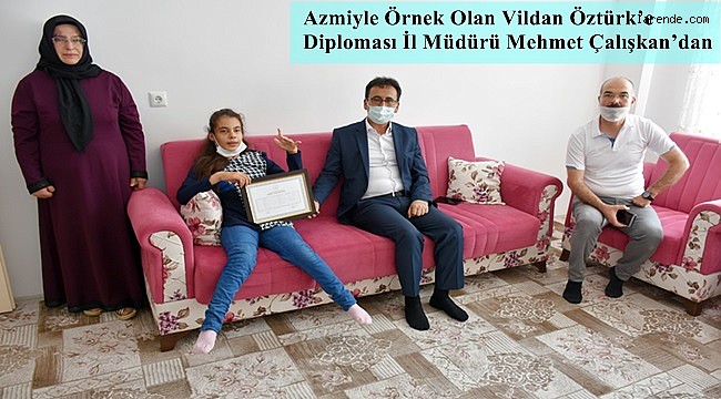 Vildan Öztürk, Diplomasını İl Müdürü Çalışkan`dan Aldı