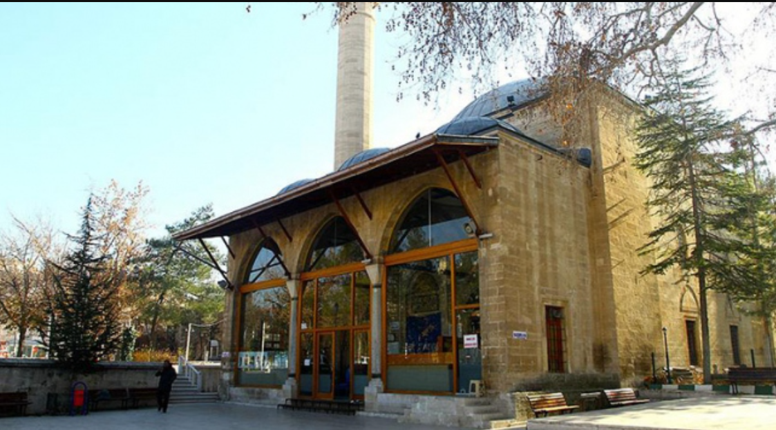 Karaman'ın Tarihi Bir İncisi; Aktekke Camii